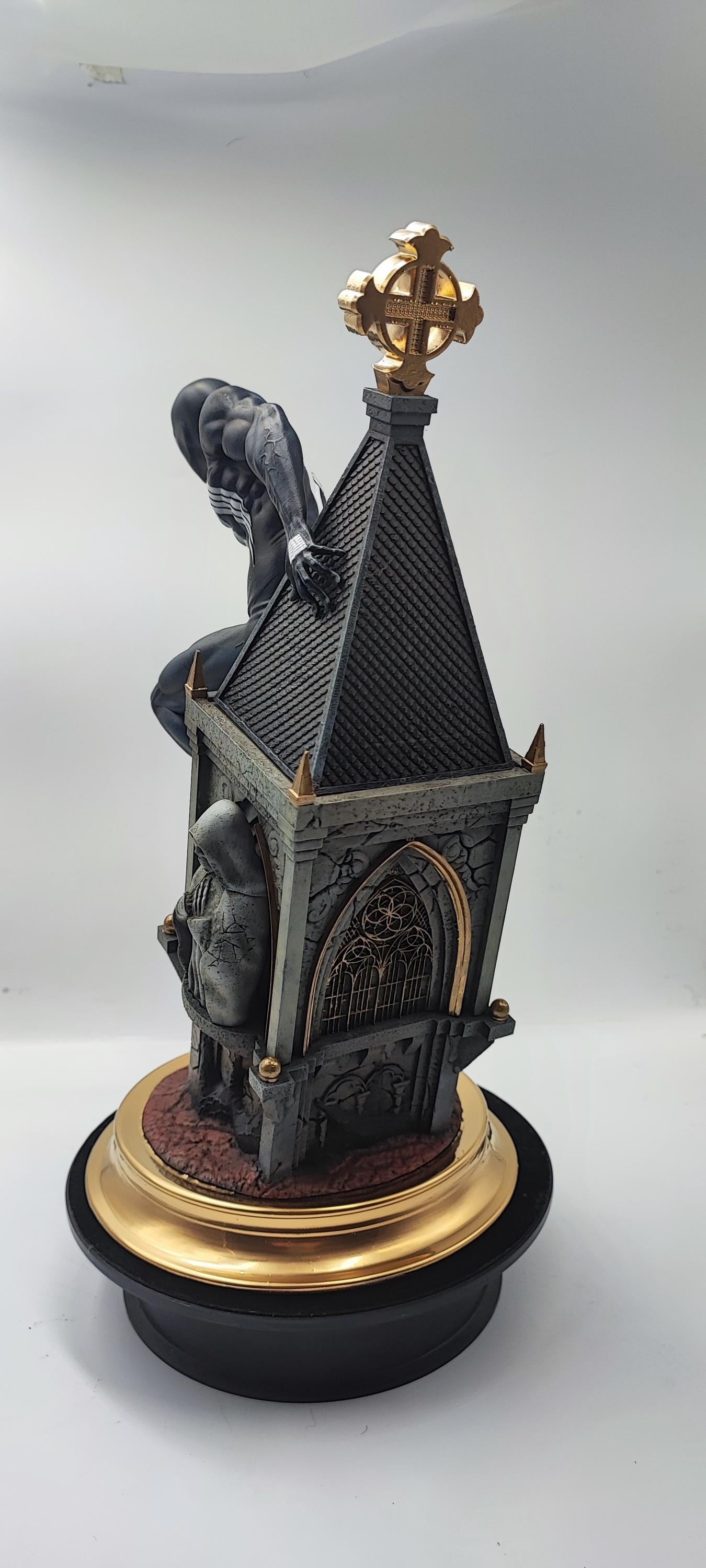 Symbiotic Hero 1:6 scale statue / hand painted