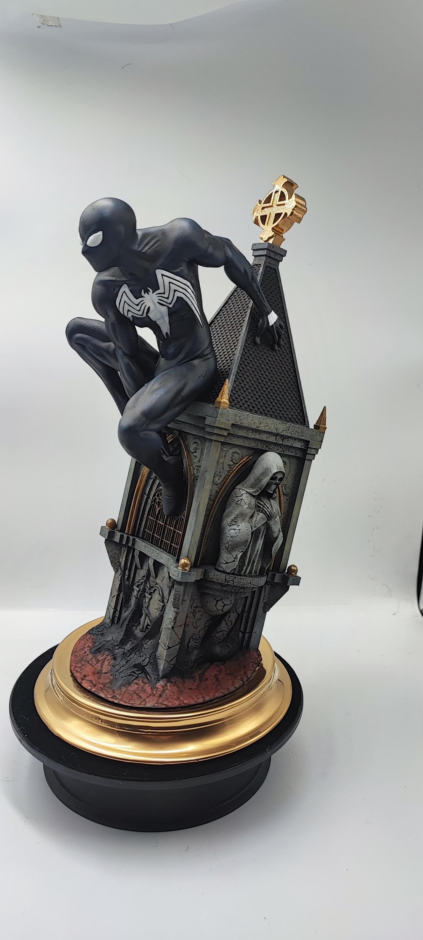 Symbiotic Hero 1:6 scale statue / hand painted