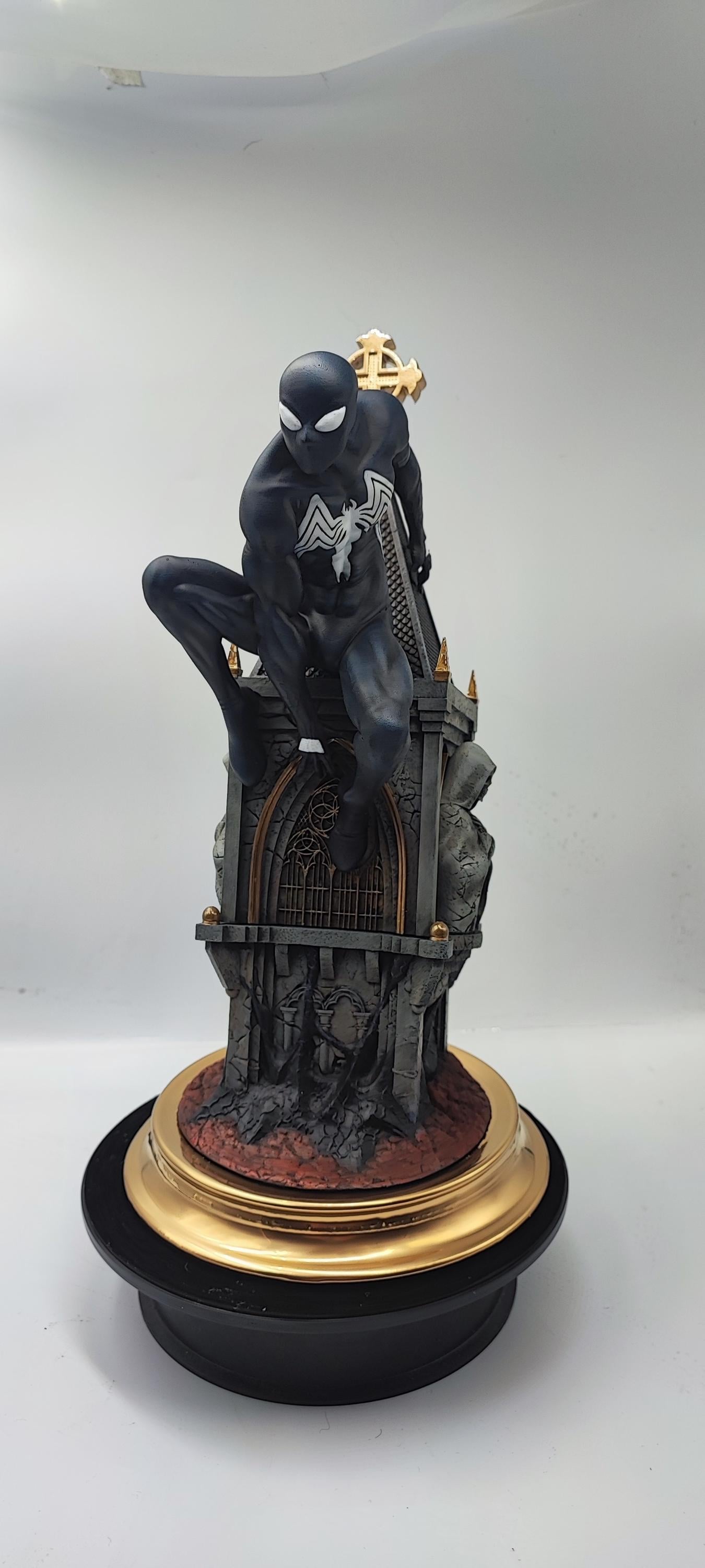 Symbiotic Hero 1:6 scale statue / hand painted