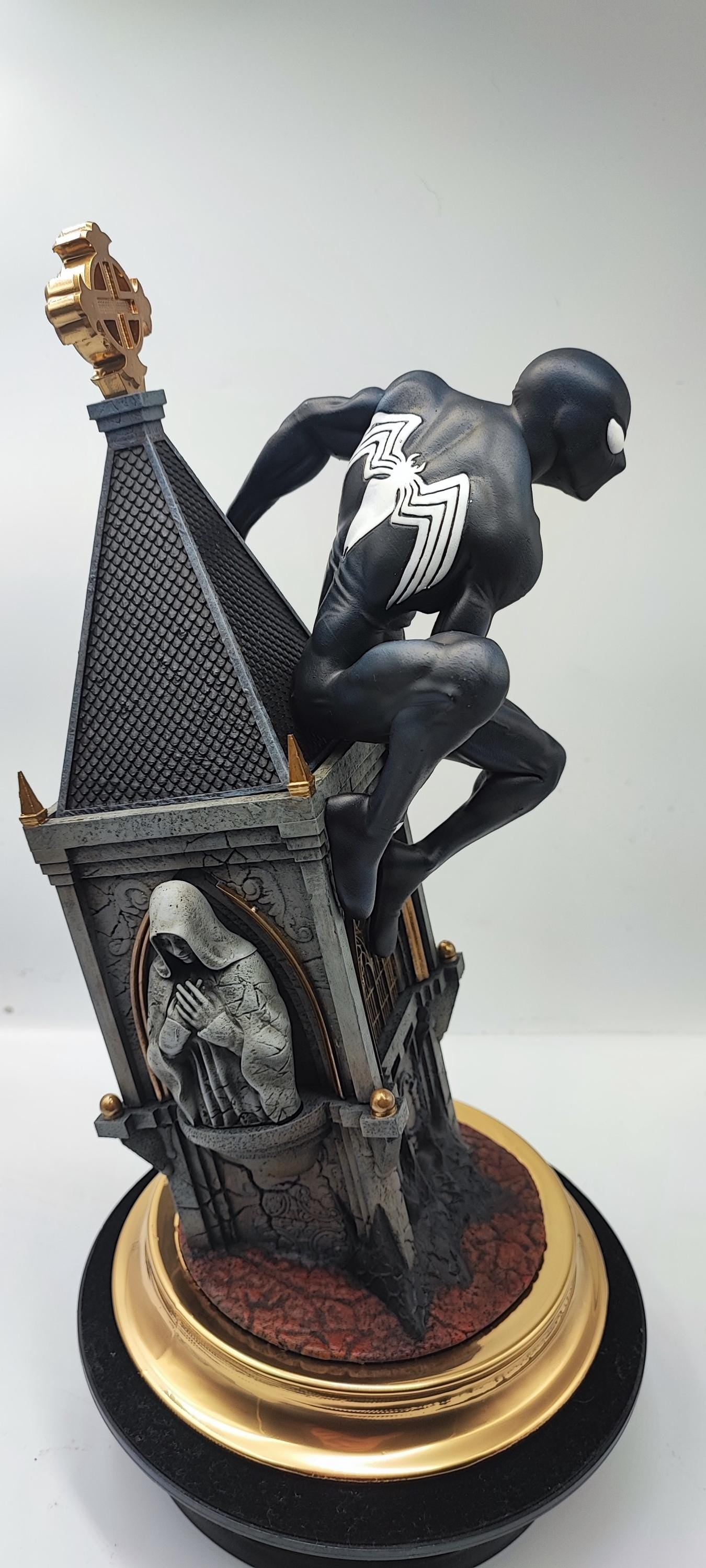 Symbiotic Hero 1:6 scale statue / hand painted