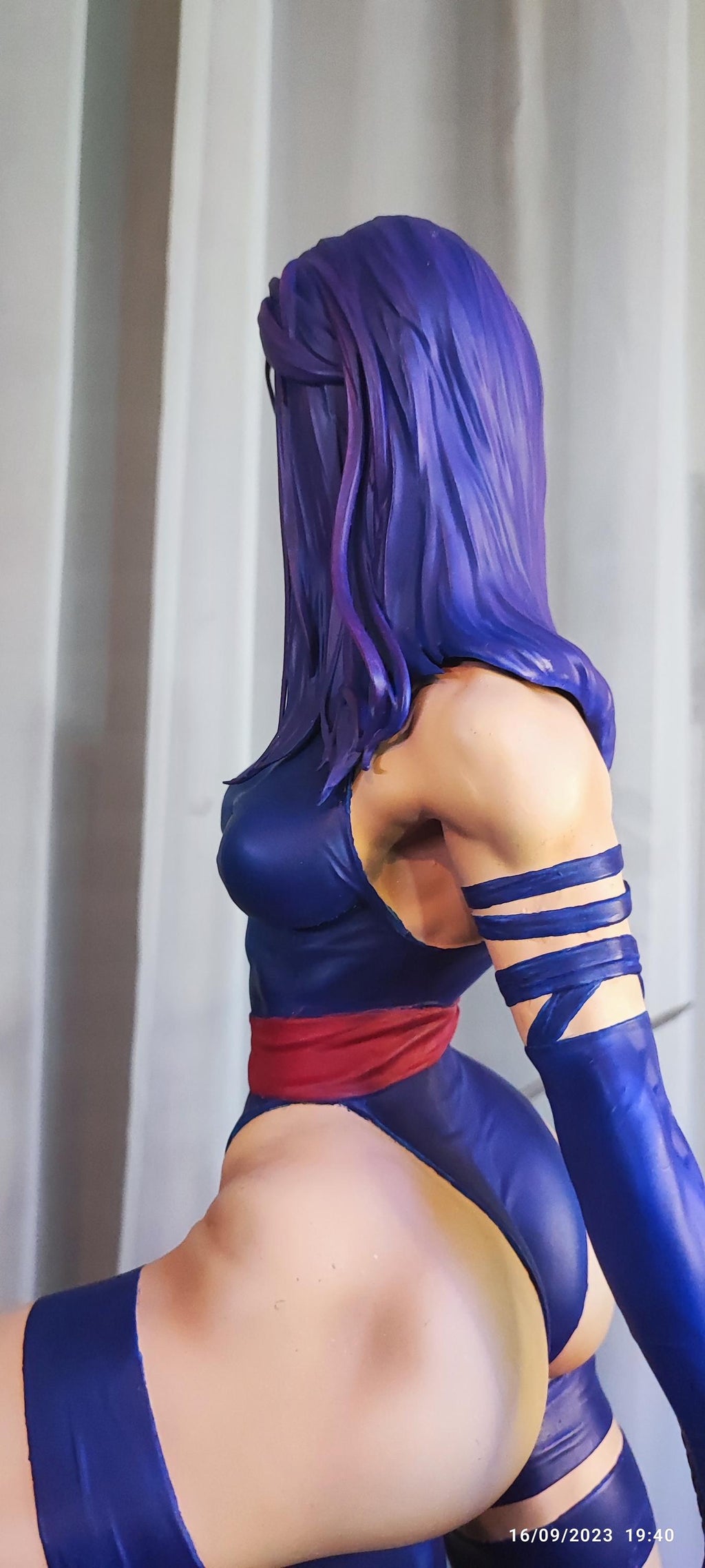 Purple Blade Heroine Figure Statue, Hand-Painted Resin Model