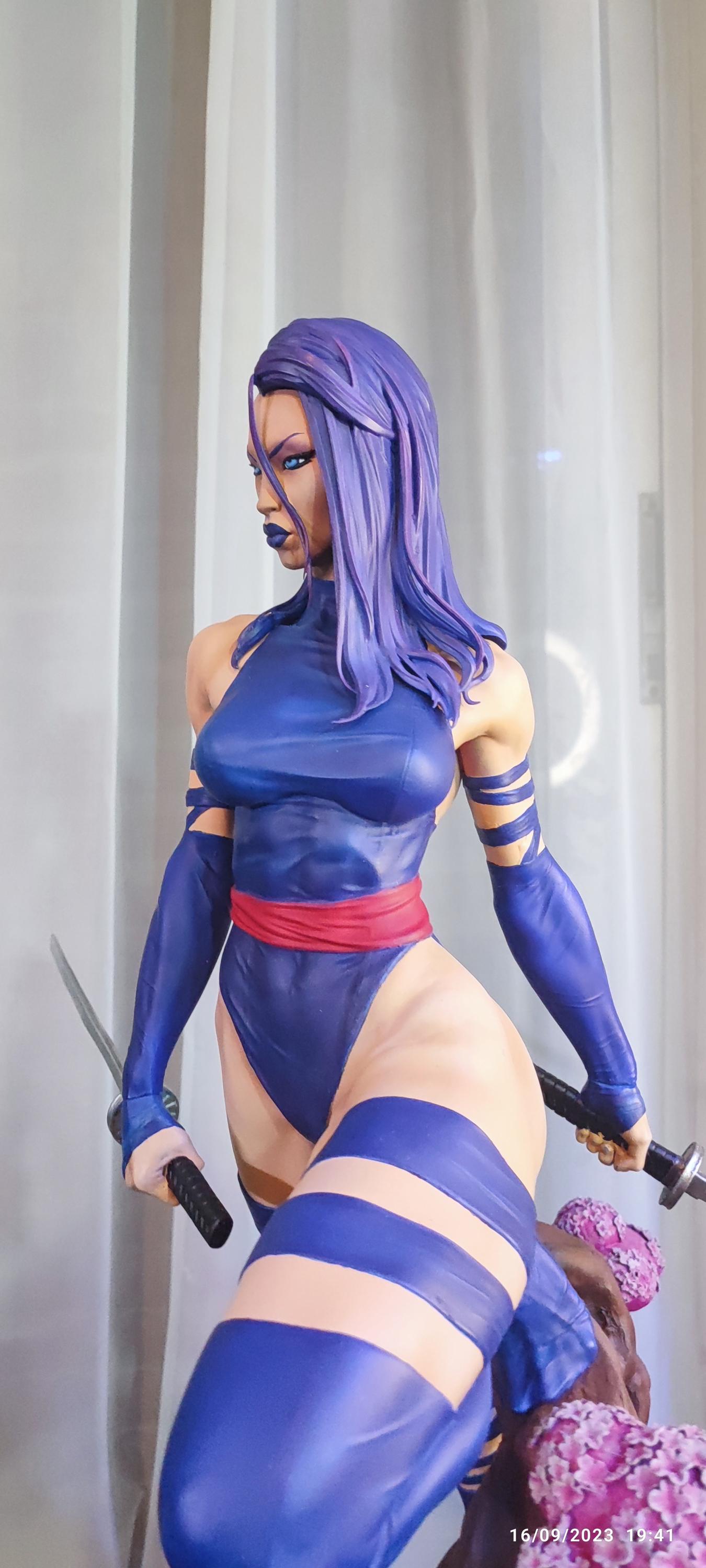 Purple Blade Heroine Figure Statue, Hand-Painted Resin Model