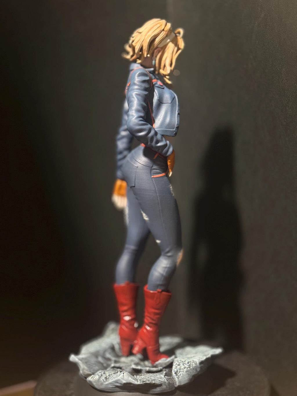 Blonde Android figure statue / hand painted