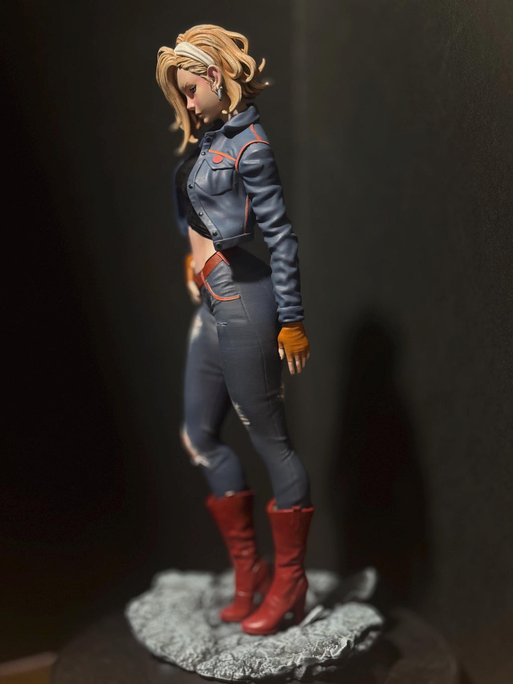 Blonde Android figure statue / hand painted