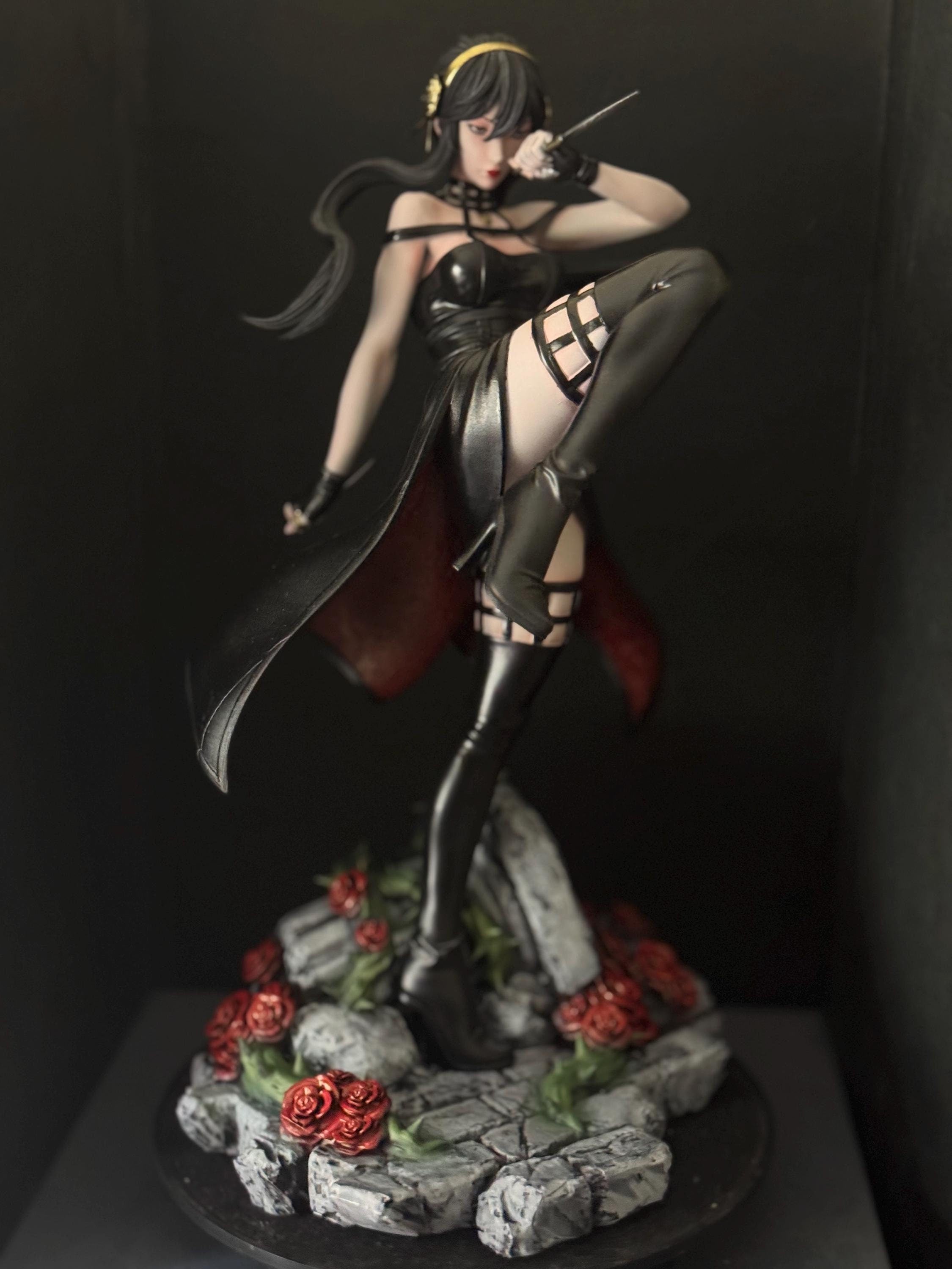 Deadly Beauty custom figure. scale 1/6