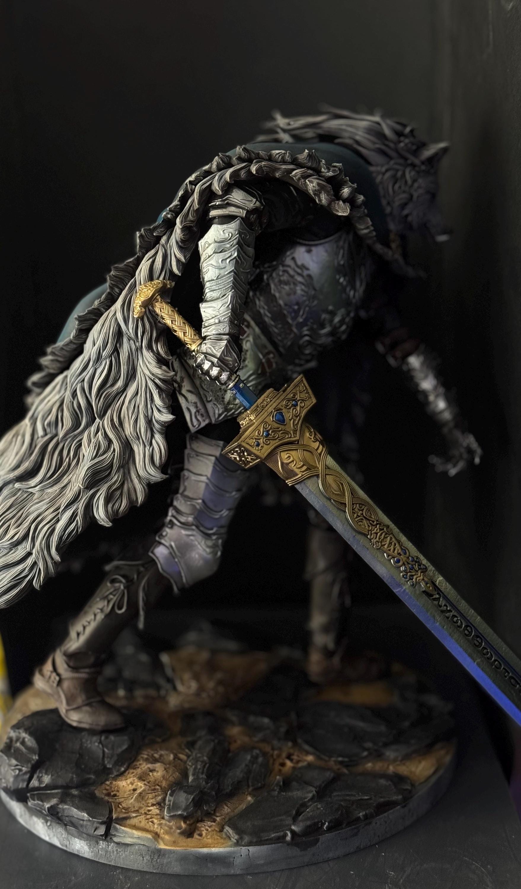 Custom Wolf-Helmed Warrior with Greatsword / hand painted
