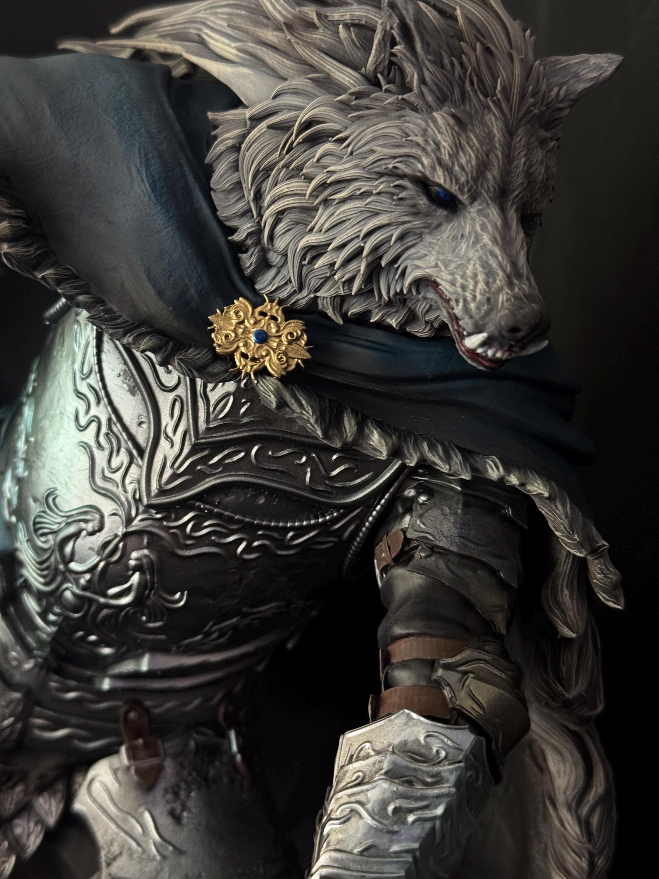 Custom Wolf-Helmed Warrior with Greatsword / hand painted