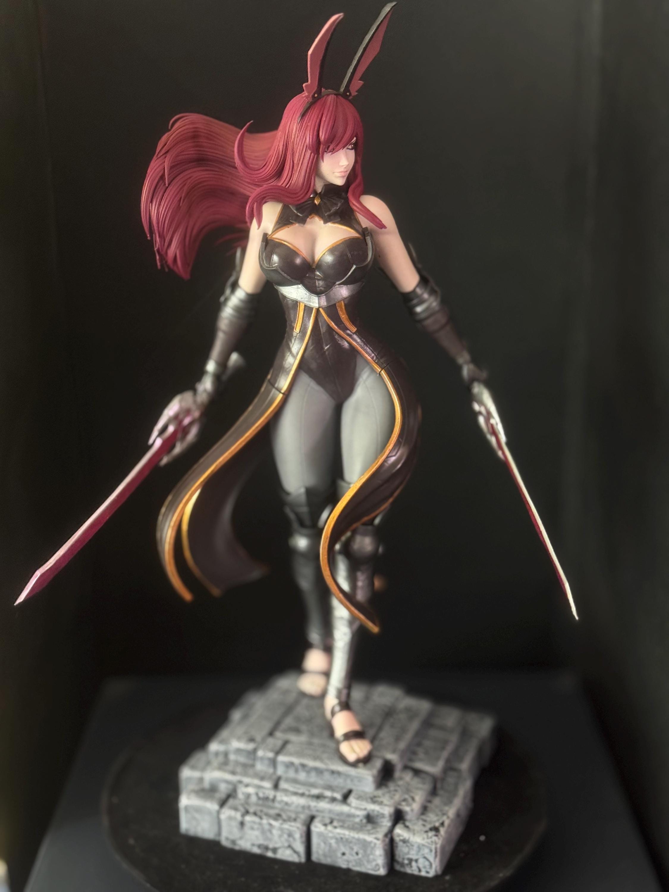 Armored Heroine Erza | custom figure | statue| 1/6 | 32cm hand painted