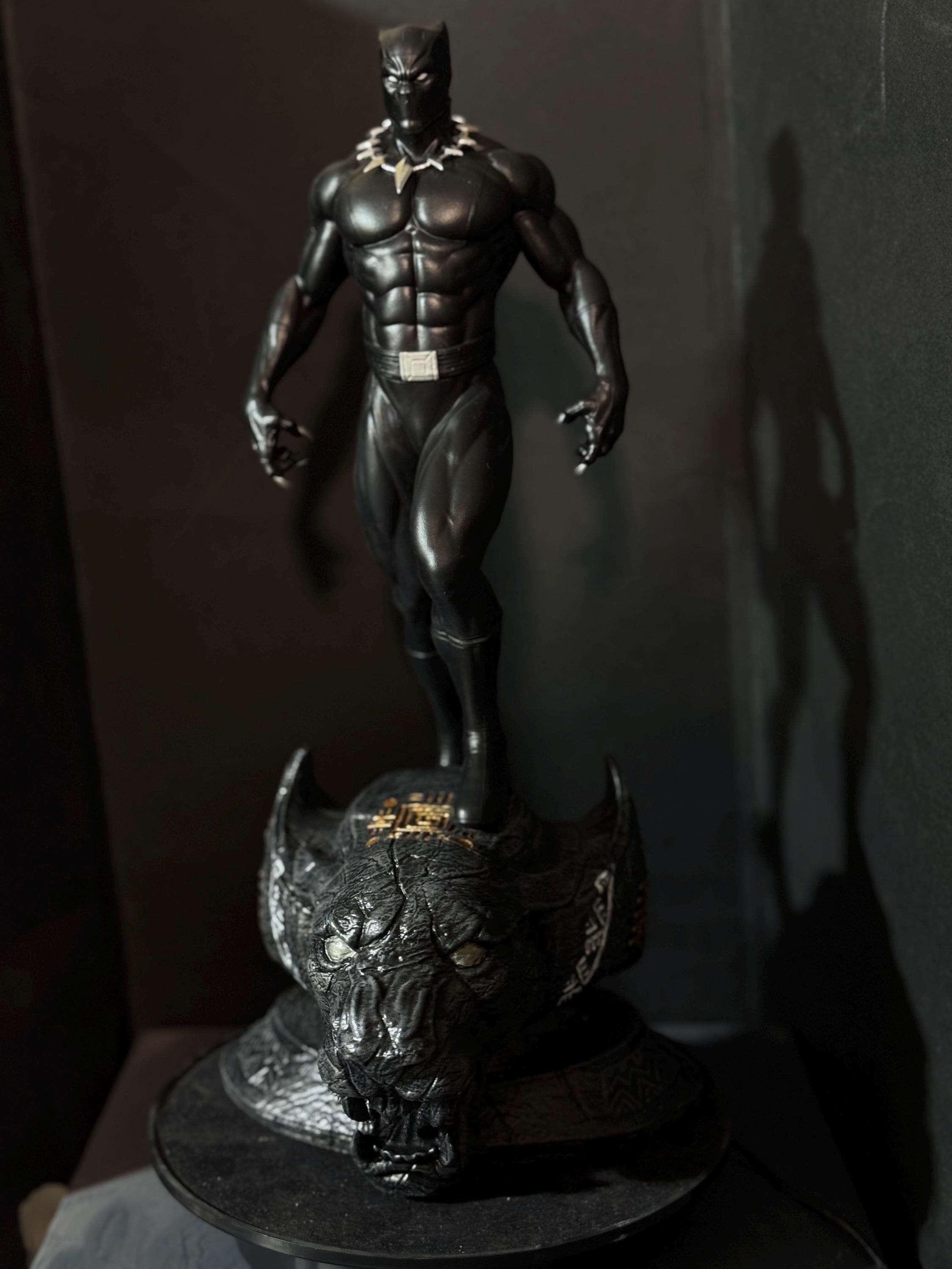 Panther Guardian custom statue / hand painted