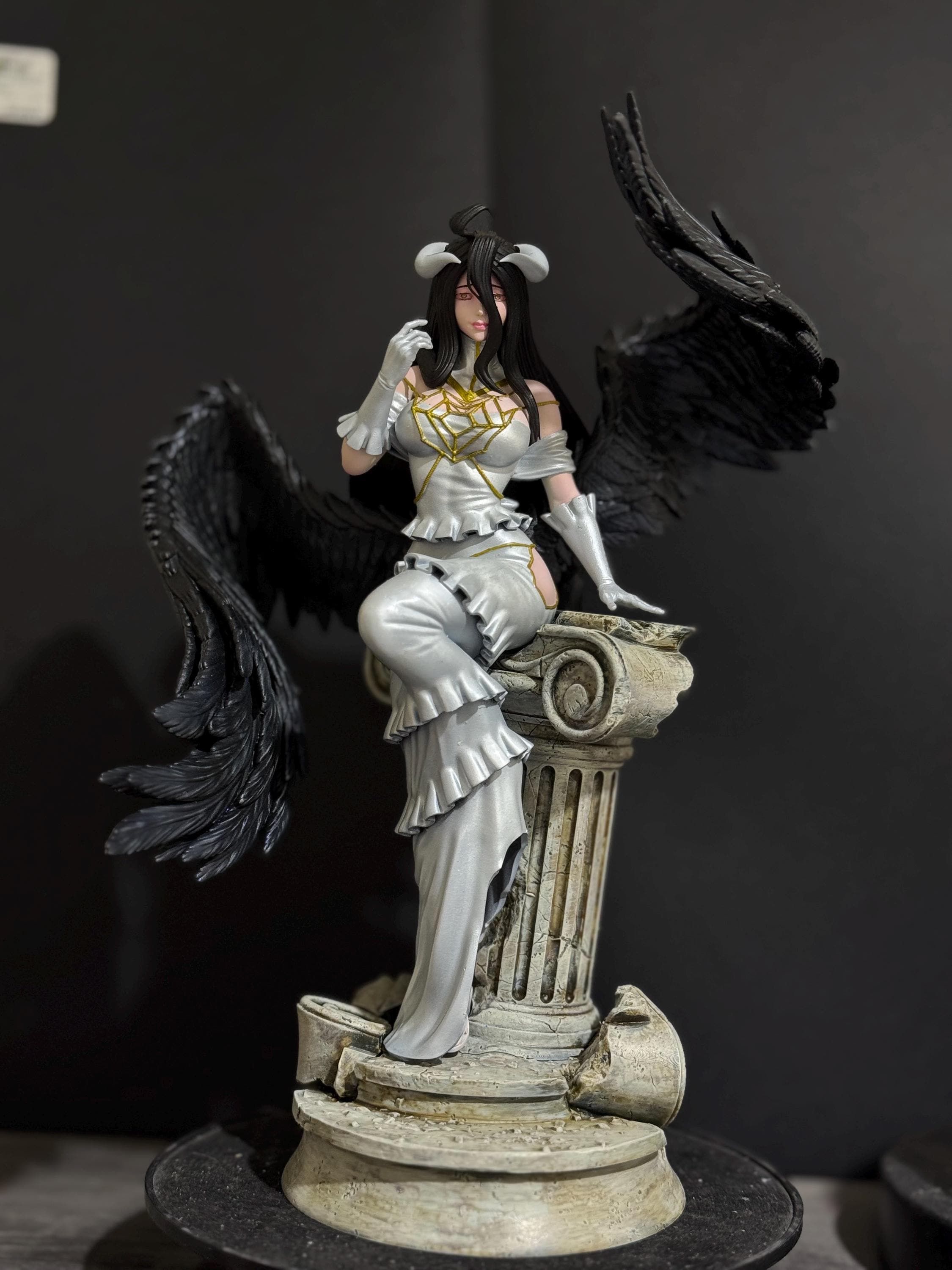 Elegant White Sorceress | Hand-Painted Collectible Statue | 1/6