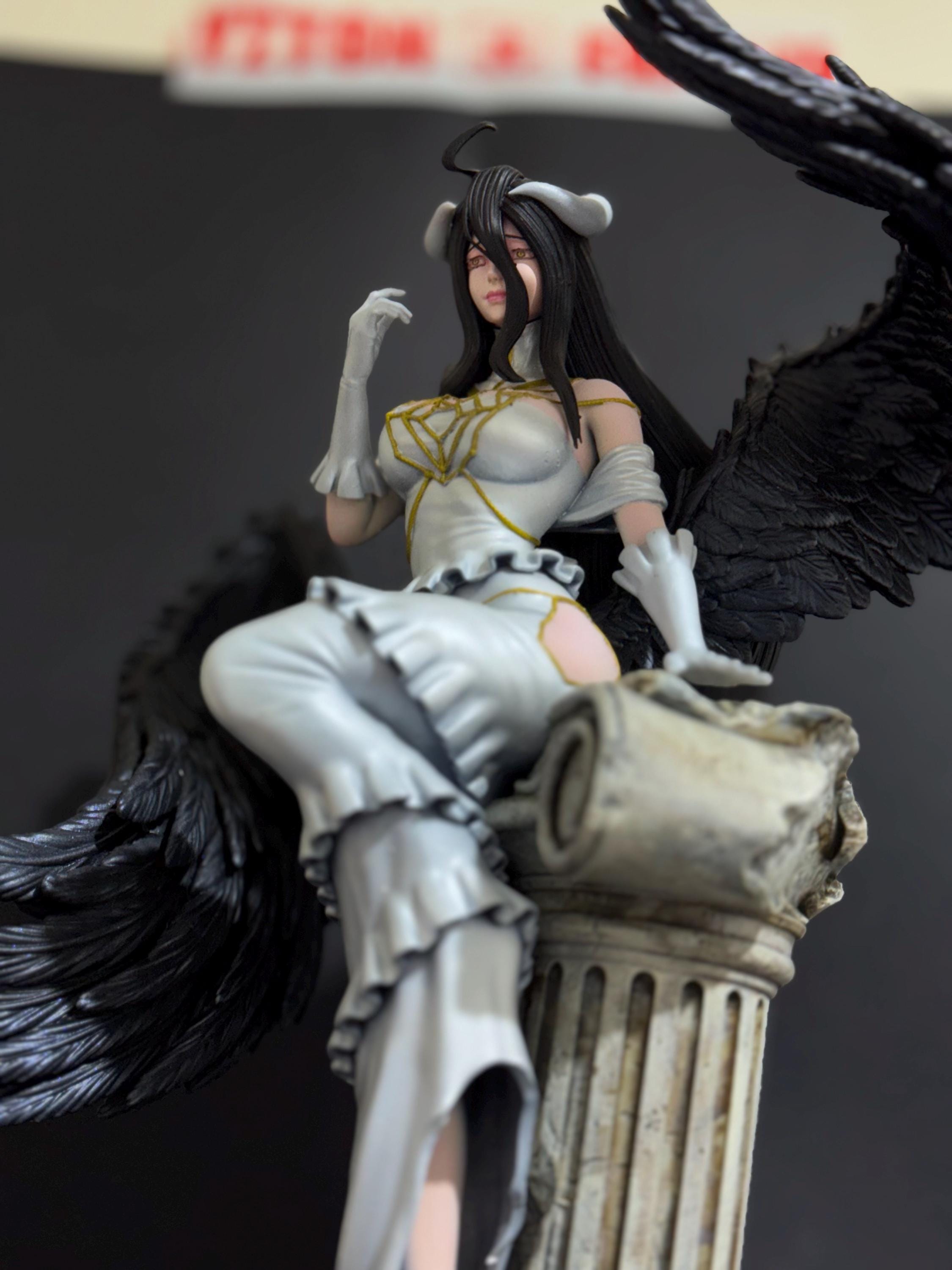 Elegant White Sorceress | Hand-Painted Collectible Statue | 1/6
