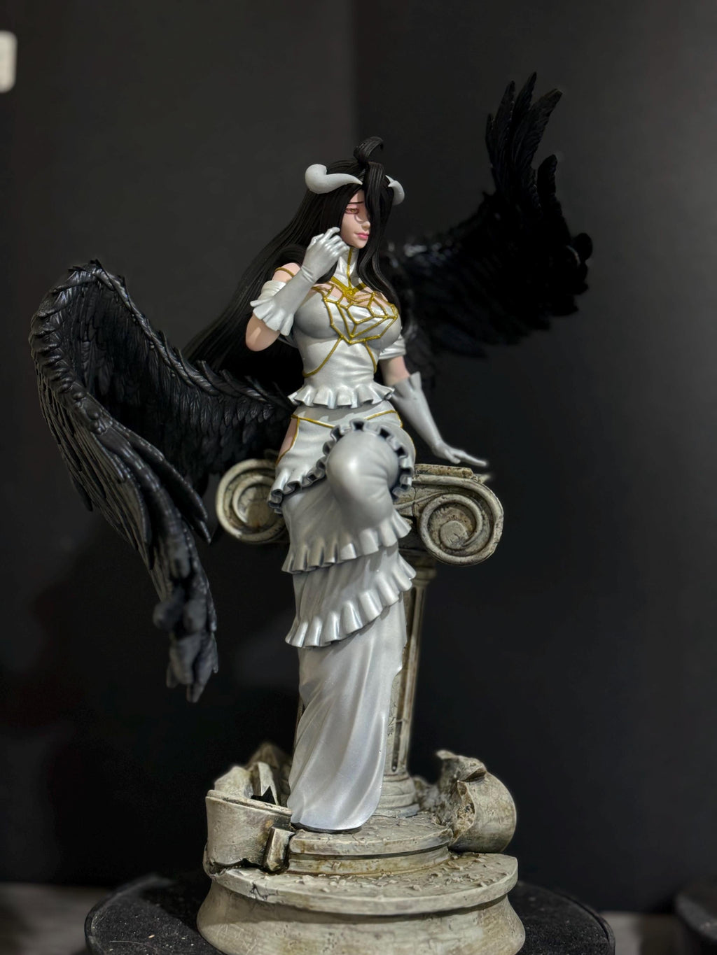 Elegant White Sorceress | Hand-Painted Collectible Statue | 1/6