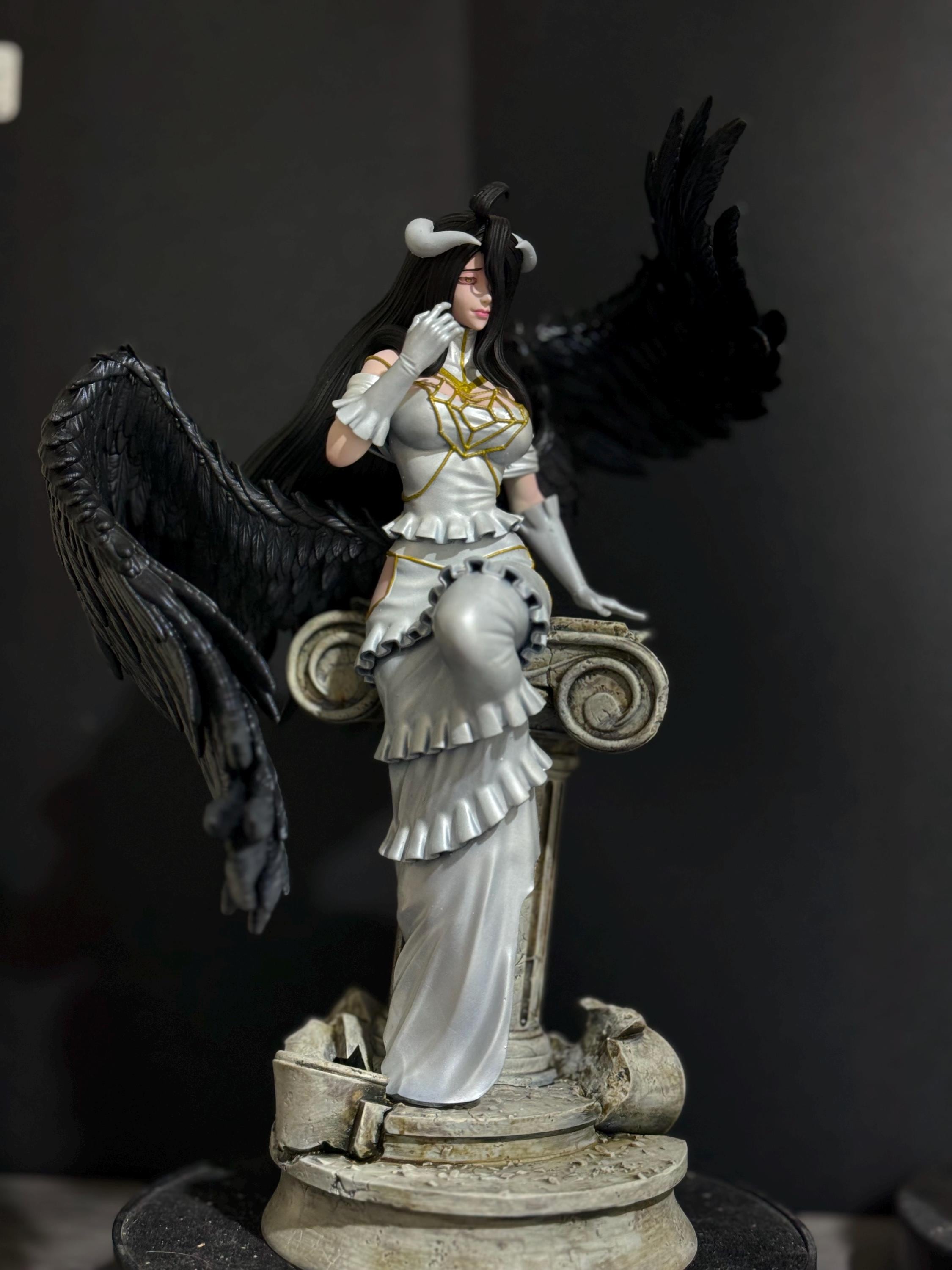 Elegant White Sorceress | Hand-Painted Collectible Statue | 1/6
