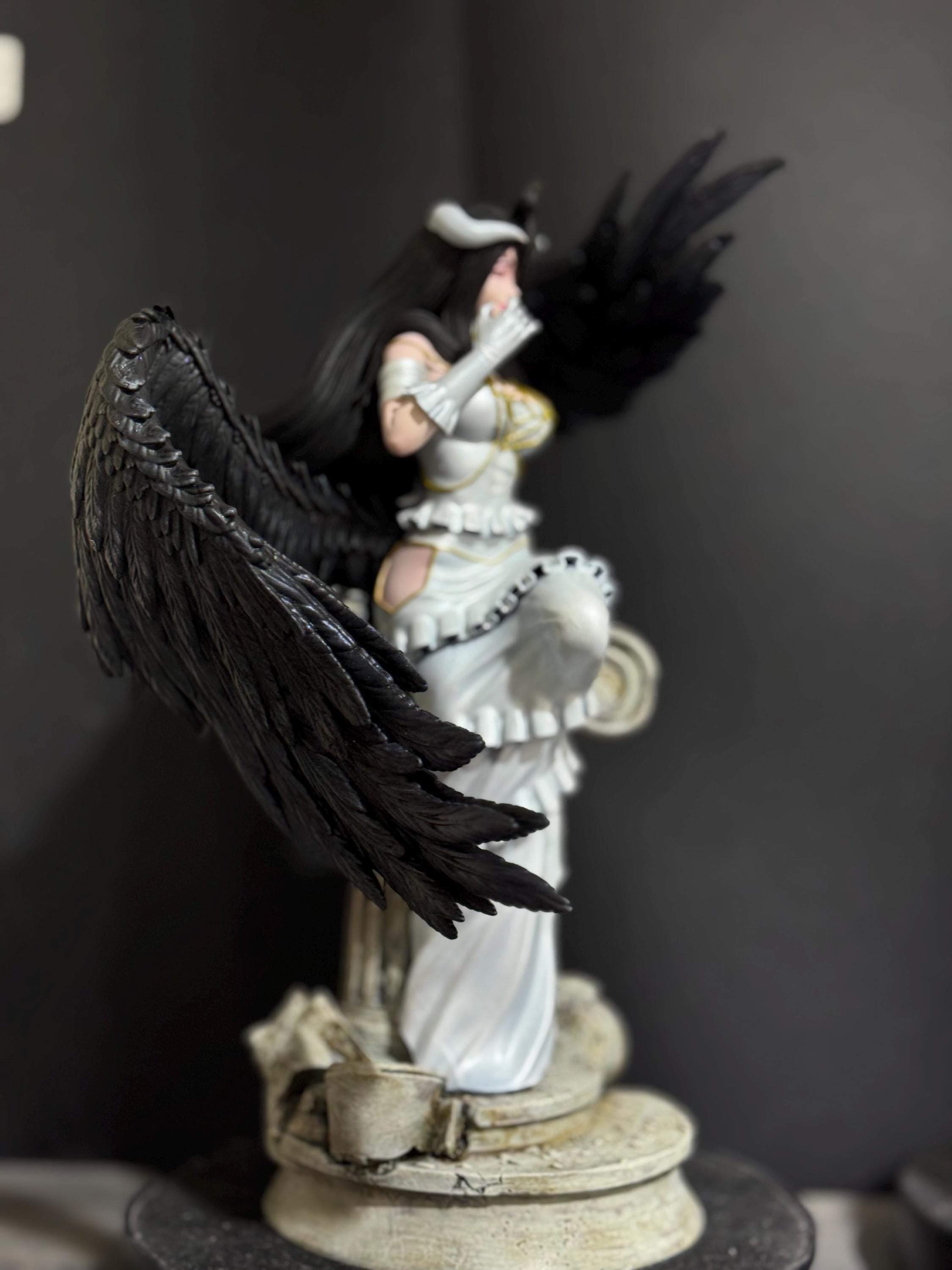 Elegant White Sorceress | Hand-Painted Collectible Statue | 1/6