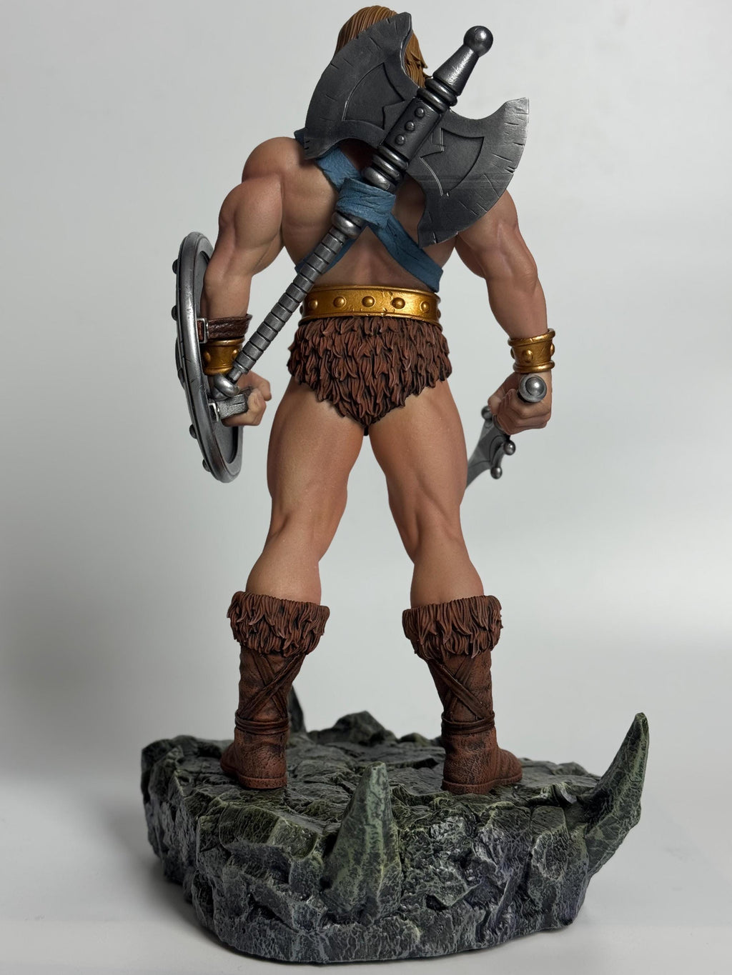Legendary Barbarian Custom Figurine | 1/6 scale hand painted