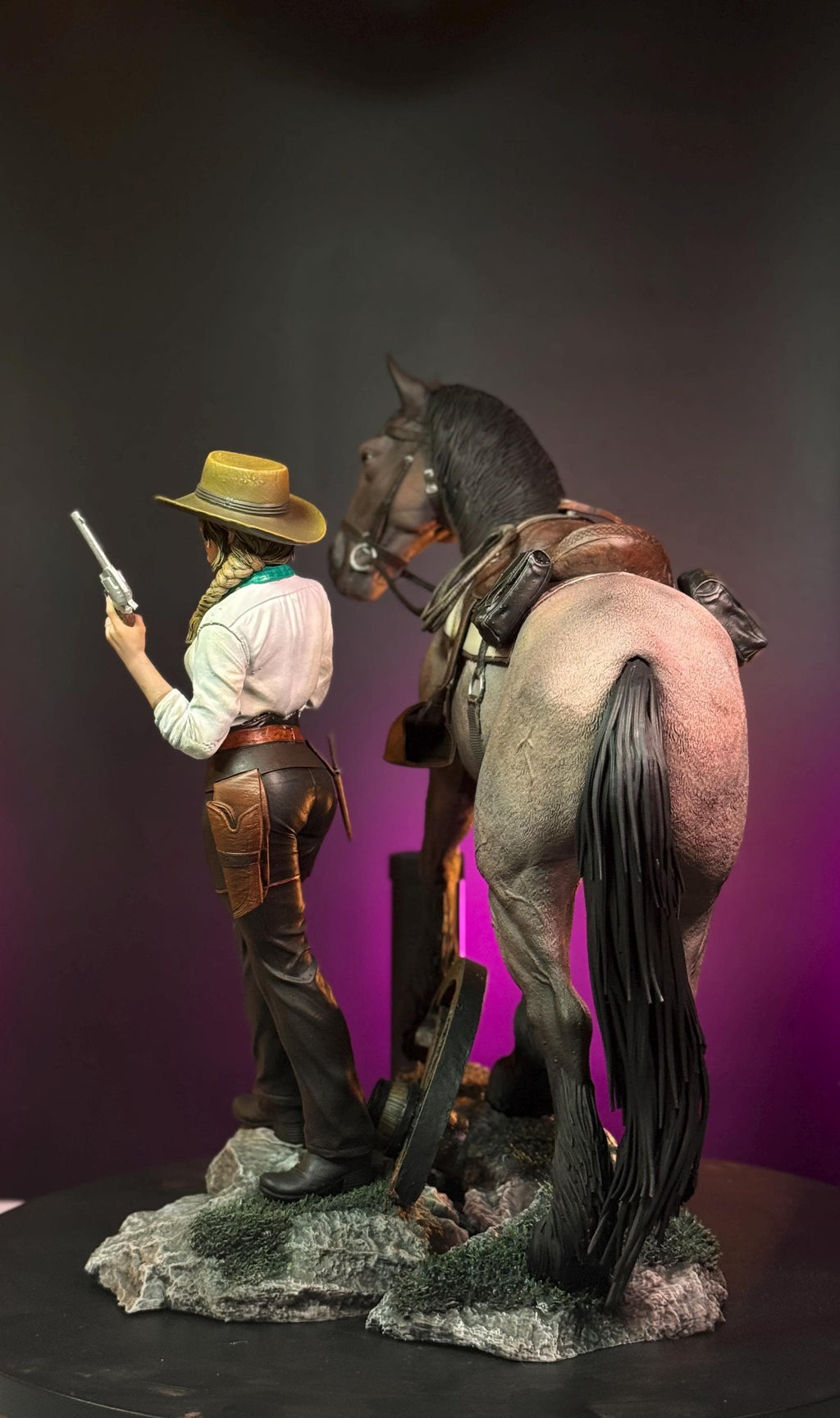 Frontier Sharpshooter with Horse – 1/6 Scale Custom Figurine • Hand Painted Western Diorama Statue