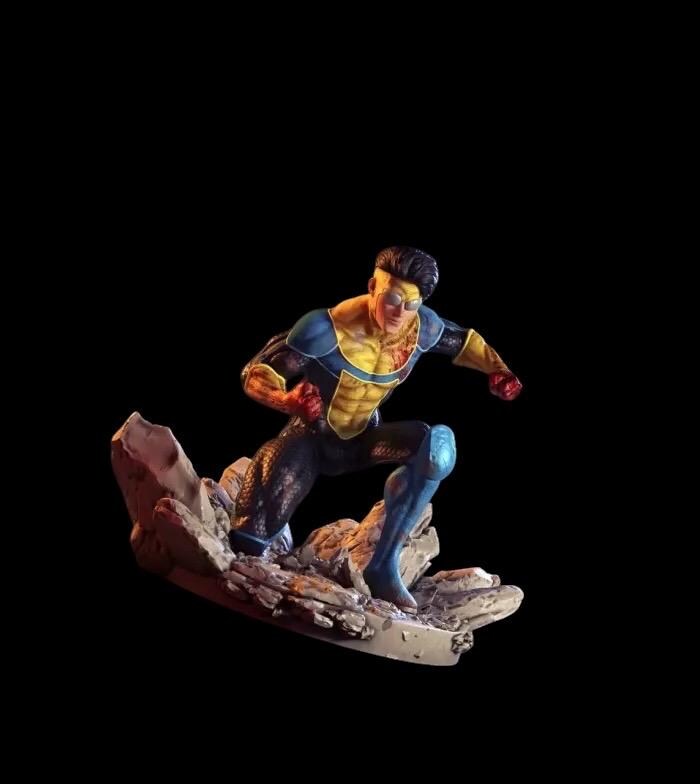 Battle Damaged Hero Statue – 1/6 Scale Hand-Painted Resin Collectible
