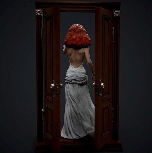 1/6 Scale Vampire Bride in Doorway Diorama | 3D Printed Horror Resin Statue | 80s Retro Monster Collectible Art Figure Decor