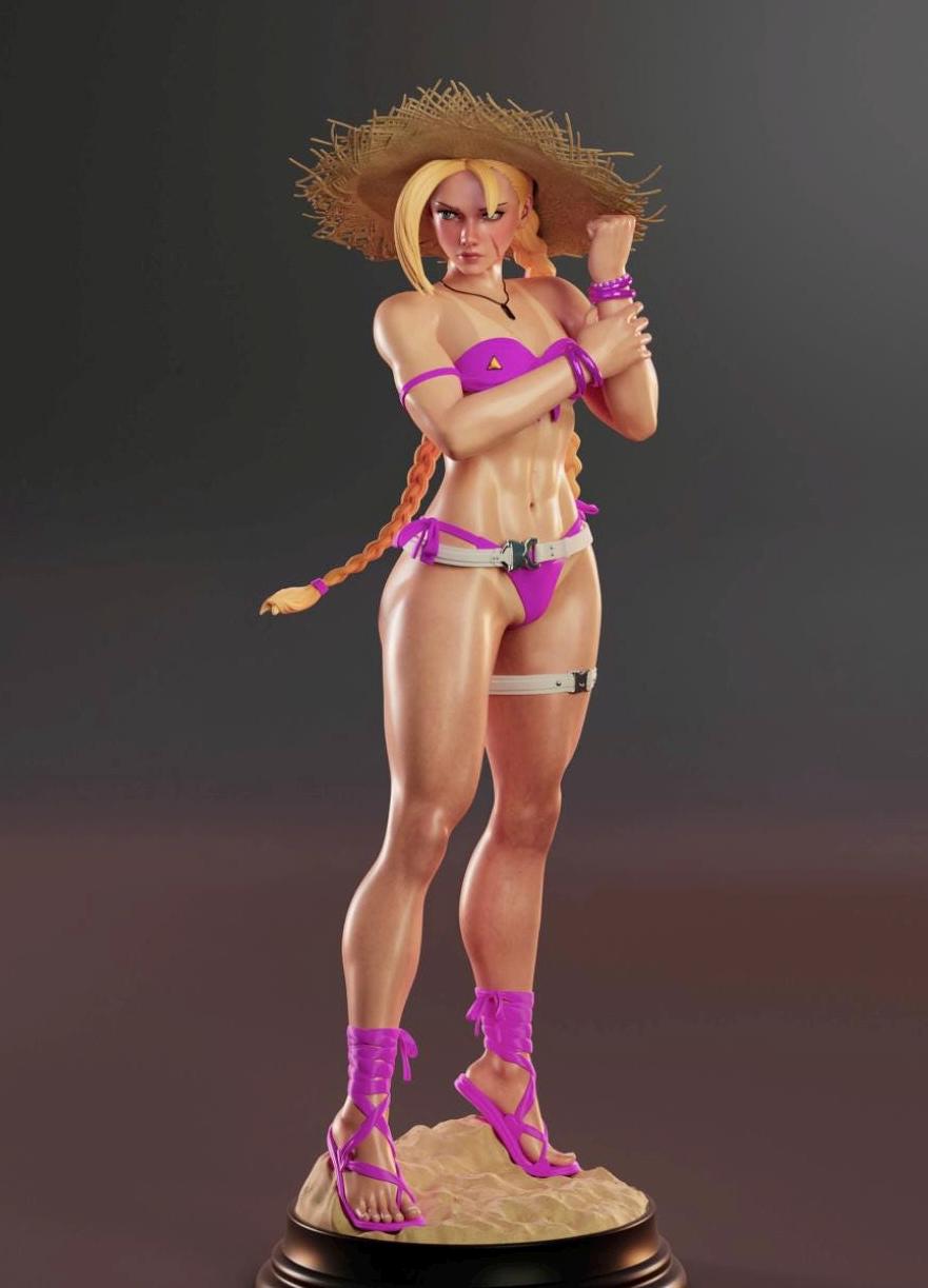 Blonde Martial Artist Summer Pin Up Resin Statue – Beach Fighter Maiden Figure in Swimsuit with Straw Hat & Sand Base, Hand-Painted 1/6