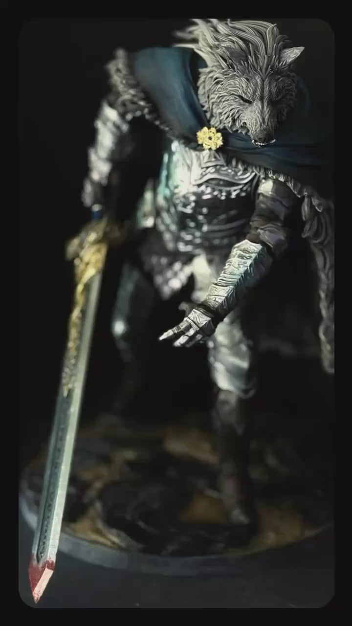 Custom Wolf-Helmed Warrior with Greatsword / hand painted
